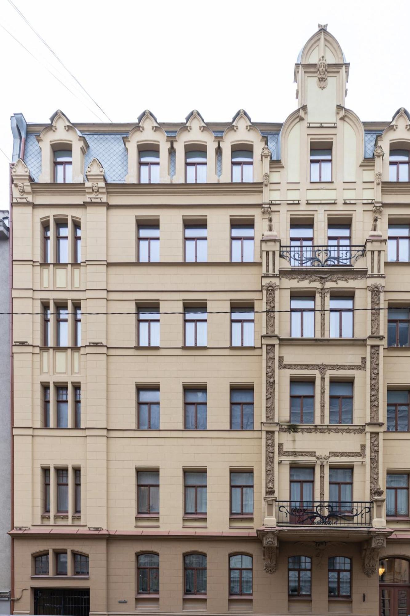 Modern Next To Jrt Appartement Riga